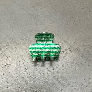 Green Silver Glittery Mini 1.25" Christmas Octopus Teeth Lobster Claw Hair Clip